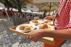 festa delle albicocche Lasa